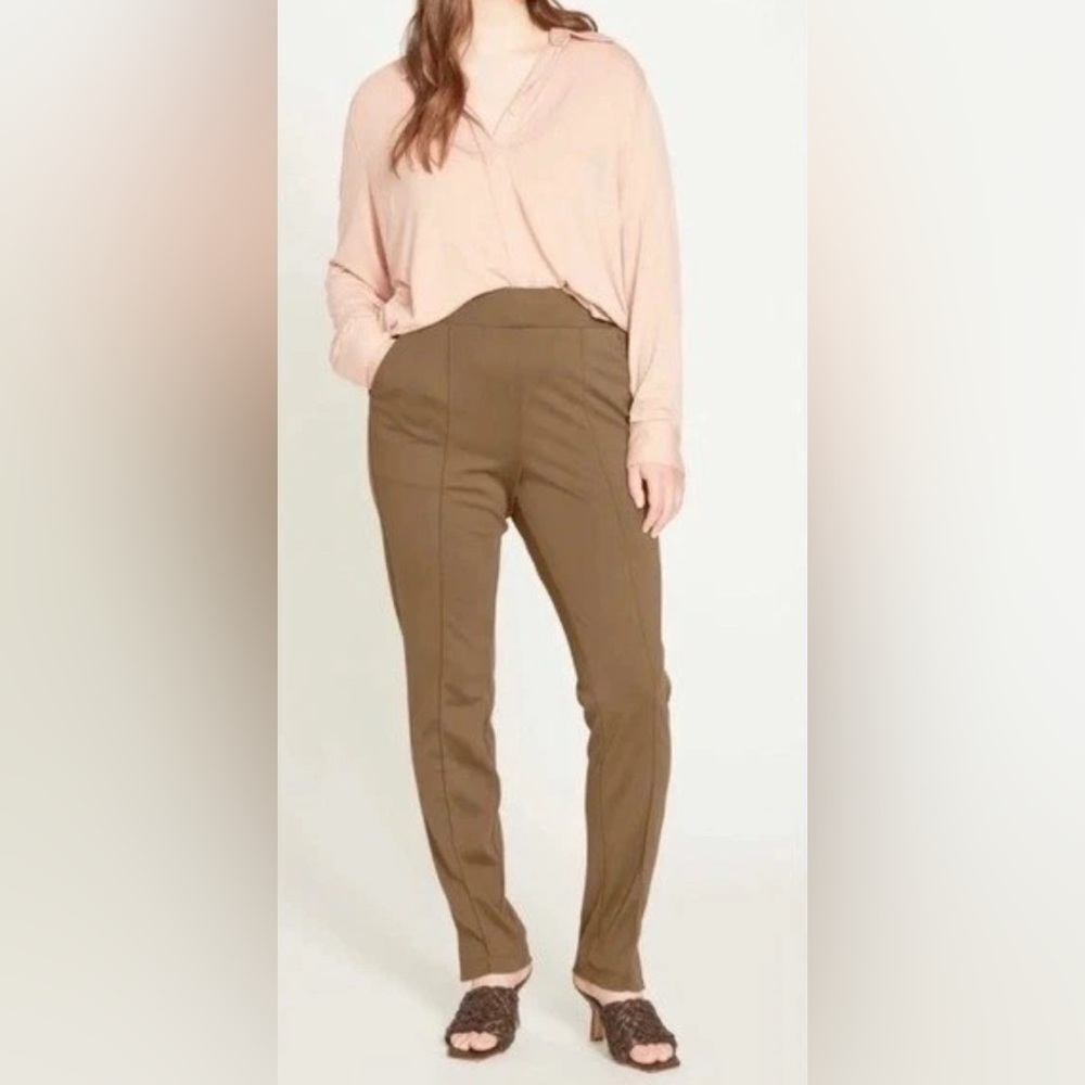 Universal Standard NWT Pintuck Slim Pants